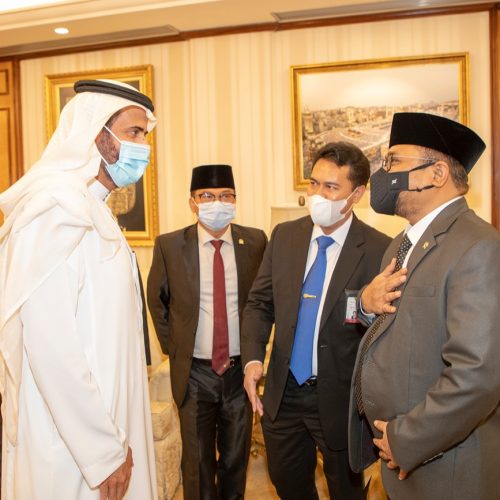 Bahas Umrah dengan Menteri Haji Saudi, Menag: Insya Allah akan Ada Kabar Baik